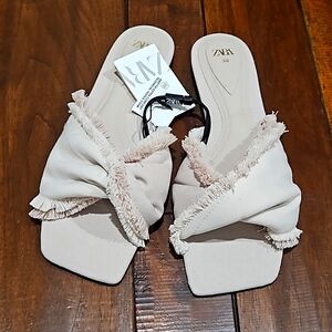 Zara size 38 7.5 slide sandal